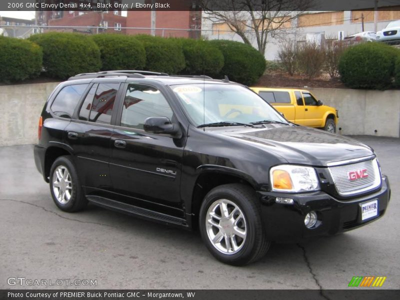 Black Onyx / Ebony Black 2006 GMC Envoy Denali 4x4