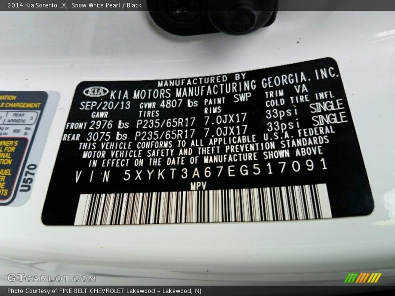 Snow White Pearl / Black 2014 Kia Sorento LX