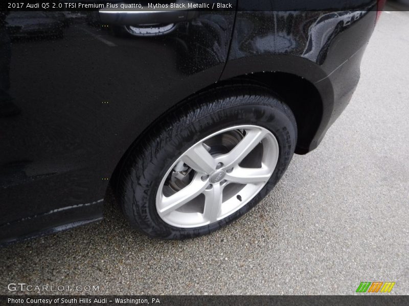 Mythos Black Metallic / Black 2017 Audi Q5 2.0 TFSI Premium Plus quattro