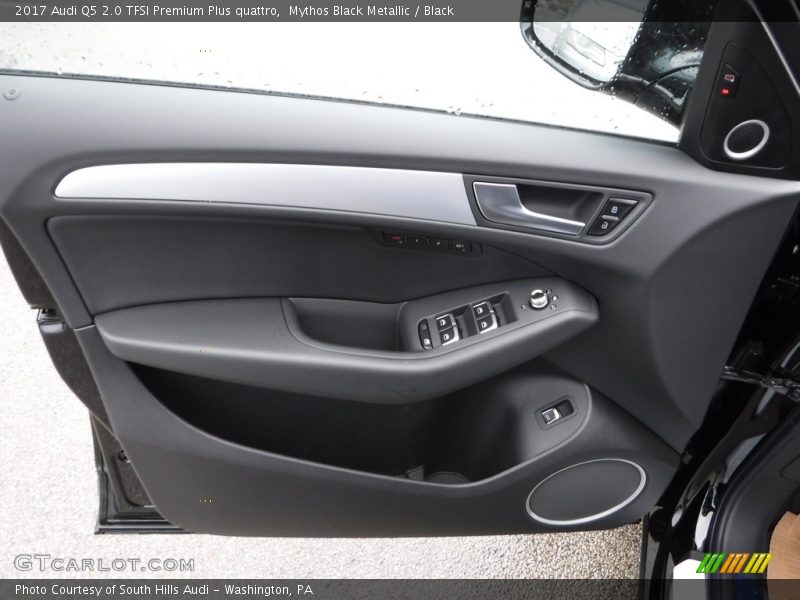 Mythos Black Metallic / Black 2017 Audi Q5 2.0 TFSI Premium Plus quattro