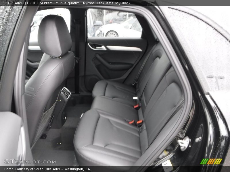 Mythos Black Metallic / Black 2017 Audi Q3 2.0 TFSI Premium Plus quattro