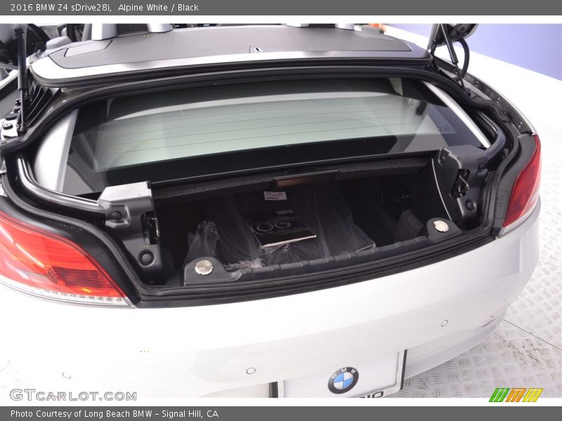 Alpine White / Black 2016 BMW Z4 sDrive28i