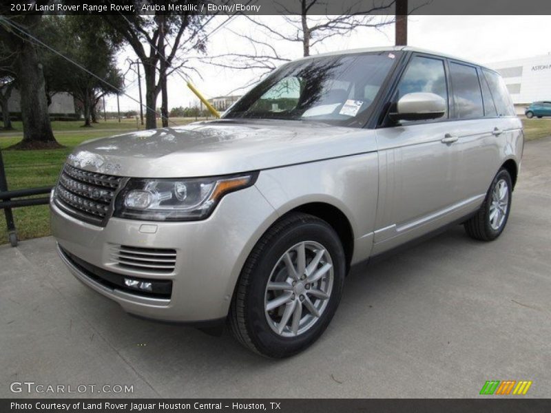 Front 3/4 View of 2017 Range Rover 