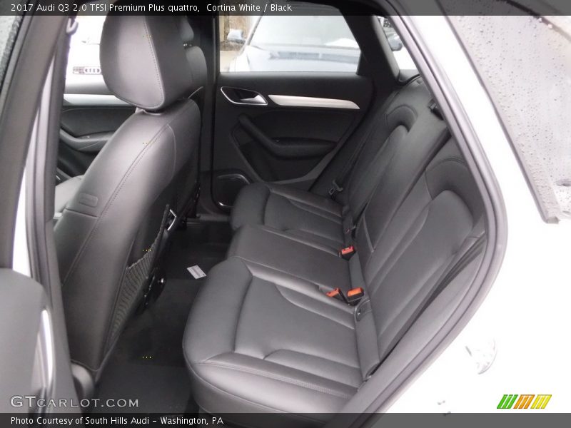 Rear Seat of 2017 Q3 2.0 TFSI Premium Plus quattro