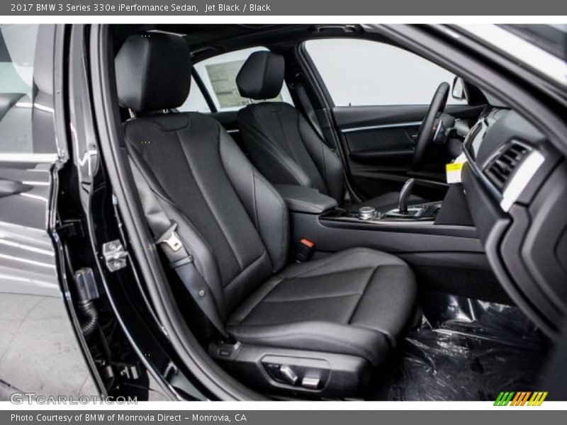 Jet Black / Black 2017 BMW 3 Series 330e iPerfomance Sedan