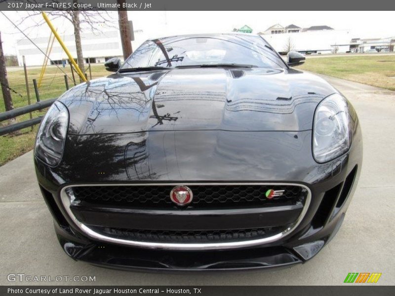 Ultimate Black / Jet 2017 Jaguar F-TYPE S Coupe