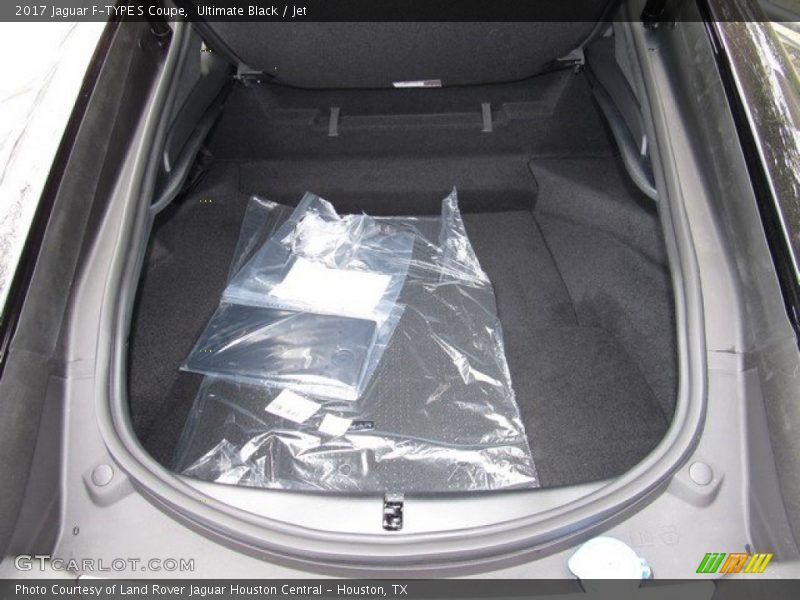 Ultimate Black / Jet 2017 Jaguar F-TYPE S Coupe