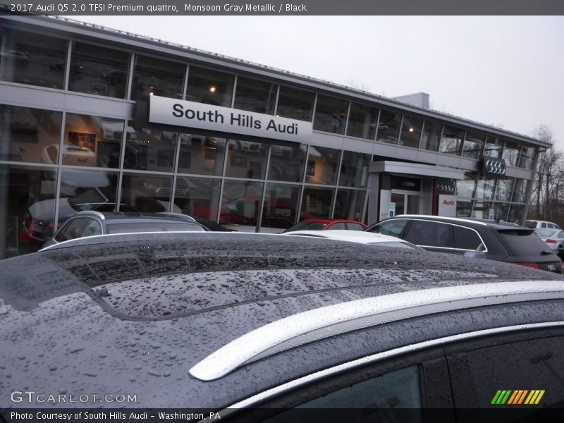 Monsoon Gray Metallic / Black 2017 Audi Q5 2.0 TFSI Premium quattro