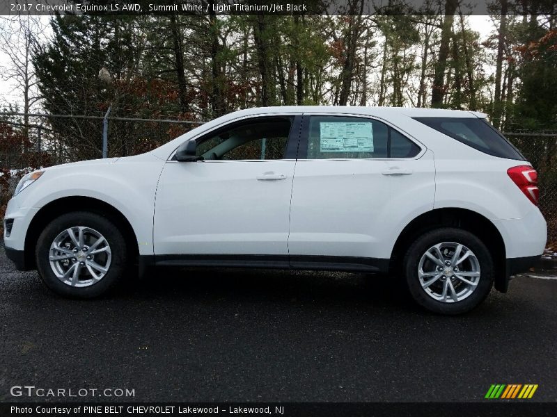 Summit White / Light Titanium/Jet Black 2017 Chevrolet Equinox LS AWD