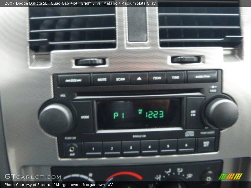 Bright Silver Metallic / Medium Slate Gray 2007 Dodge Dakota SLT Quad Cab 4x4