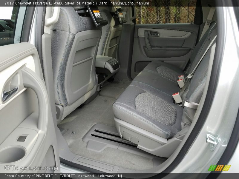 Silver Ice Metallic / Dark Titanium/Light Titanium 2017 Chevrolet Traverse LS AWD