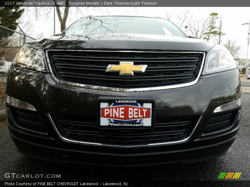 Tungsten Metallic / Dark Titanium/Light Titanium 2017 Chevrolet Traverse LS AWD