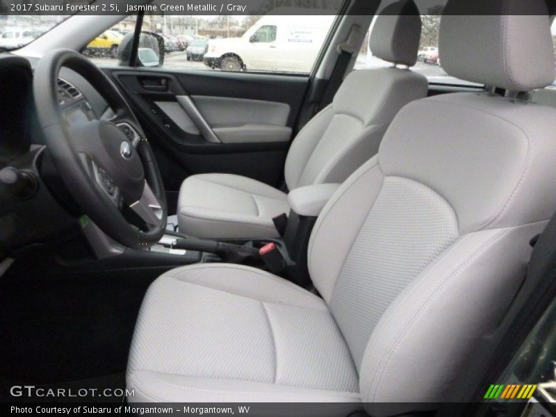 Jasmine Green Metallic / Gray 2017 Subaru Forester 2.5i