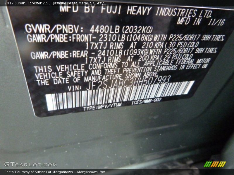 Jasmine Green Metallic / Gray 2017 Subaru Forester 2.5i