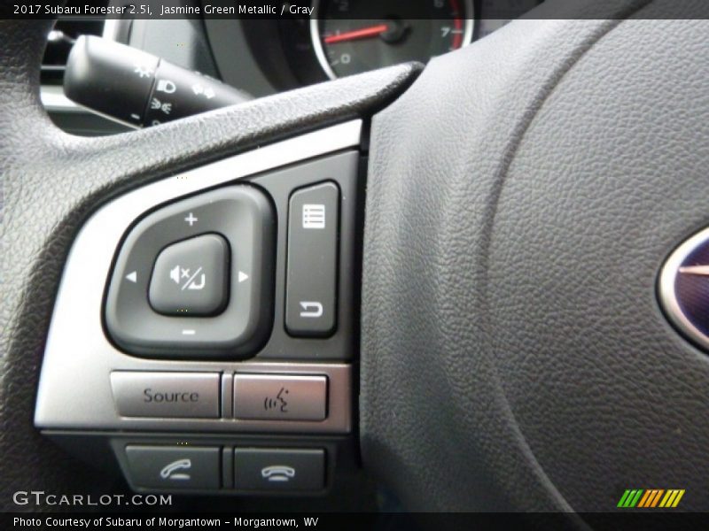 Jasmine Green Metallic / Gray 2017 Subaru Forester 2.5i