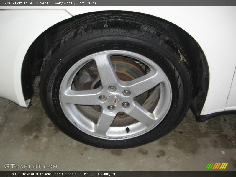Ivory White / Light Taupe 2006 Pontiac G6 V6 Sedan