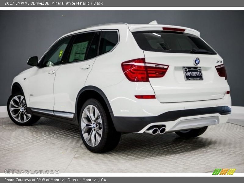 Mineral White Metallic / Black 2017 BMW X3 sDrive28i