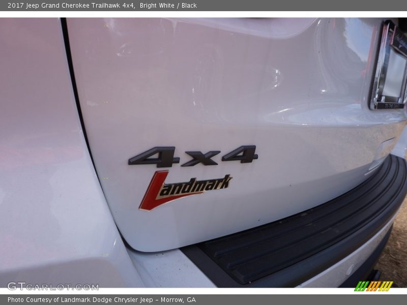 Bright White / Black 2017 Jeep Grand Cherokee Trailhawk 4x4