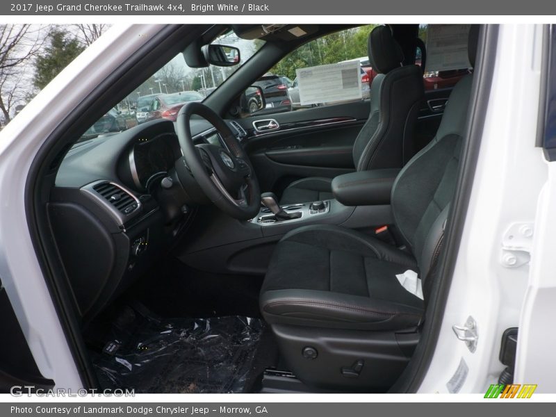 Bright White / Black 2017 Jeep Grand Cherokee Trailhawk 4x4