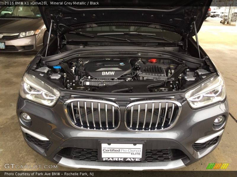 Mineral Grey Metallic / Black 2016 BMW X1 xDrive28i