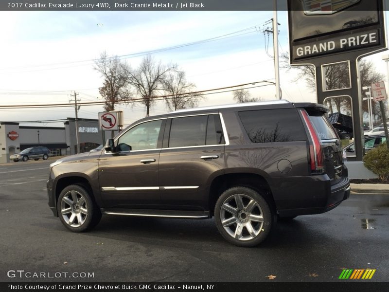 Dark Granite Metallic / Jet Black 2017 Cadillac Escalade Luxury 4WD