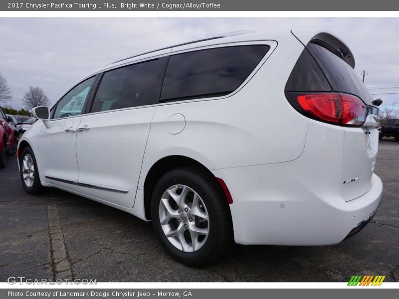 Bright White / Cognac/Alloy/Toffee 2017 Chrysler Pacifica Touring L Plus