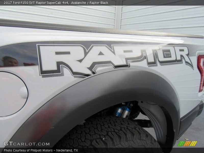  2017 F150 SVT Raptor SuperCab 4x4 Logo