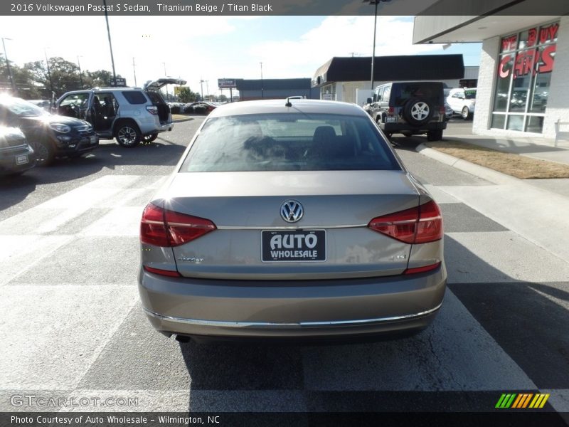 Titanium Beige / Titan Black 2016 Volkswagen Passat S Sedan