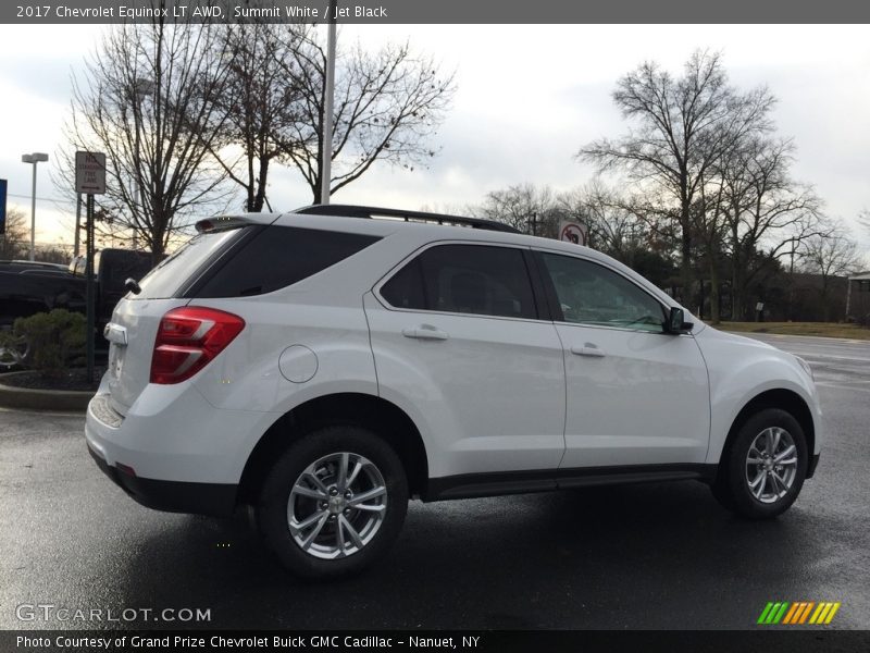 Summit White / Jet Black 2017 Chevrolet Equinox LT AWD