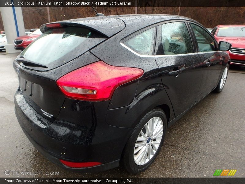 Shadow Black / Medium Soft Ceramic 2016 Ford Focus Titanium Hatch