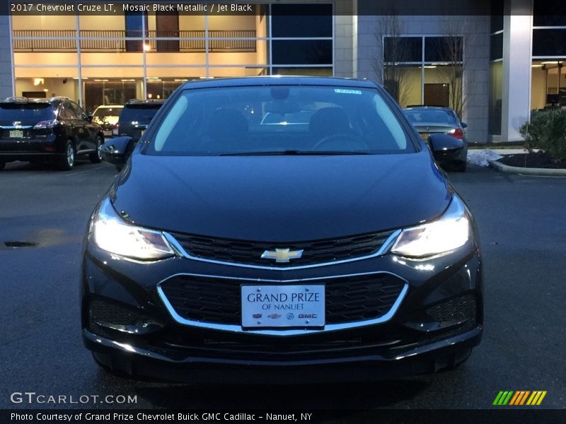 Mosaic Black Metallic / Jet Black 2017 Chevrolet Cruze LT
