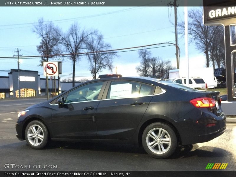 Mosaic Black Metallic / Jet Black 2017 Chevrolet Cruze LT