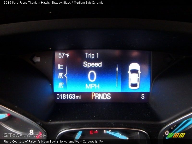 Shadow Black / Medium Soft Ceramic 2016 Ford Focus Titanium Hatch