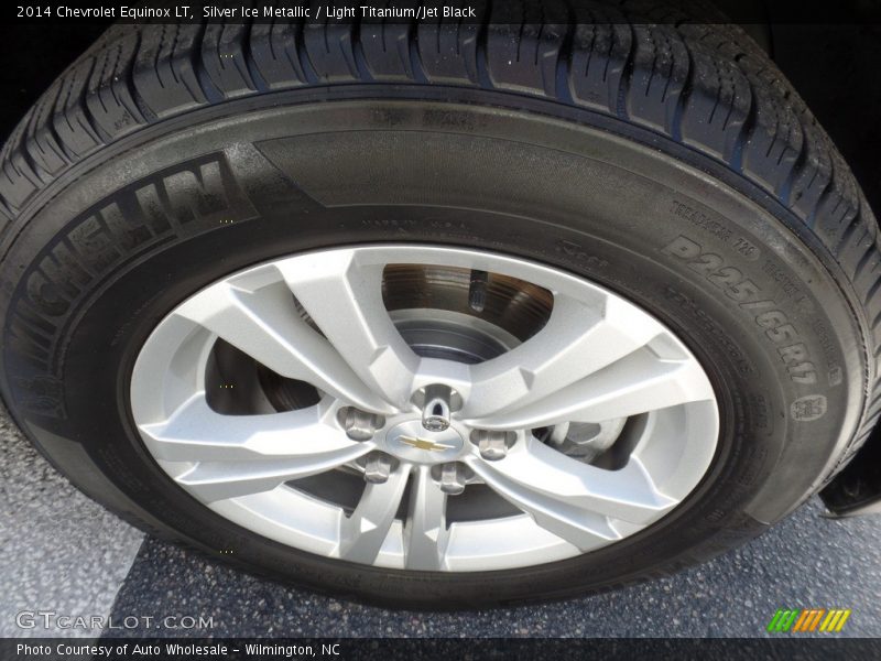 Silver Ice Metallic / Light Titanium/Jet Black 2014 Chevrolet Equinox LT