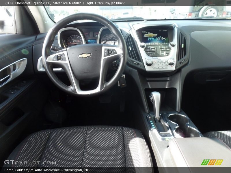 Silver Ice Metallic / Light Titanium/Jet Black 2014 Chevrolet Equinox LT