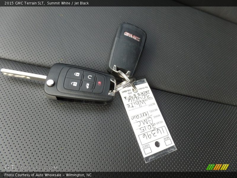 Summit White / Jet Black 2015 GMC Terrain SLT