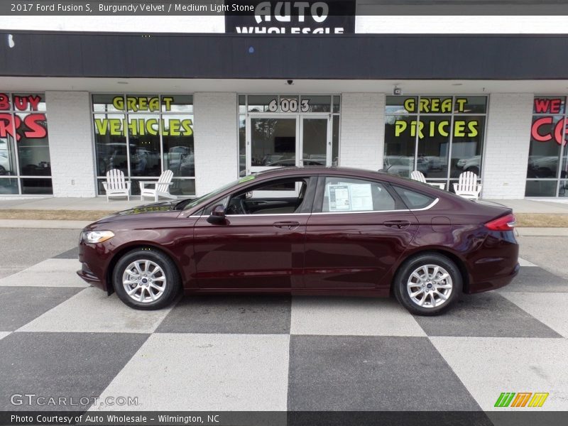 Burgundy Velvet / Medium Light Stone 2017 Ford Fusion S