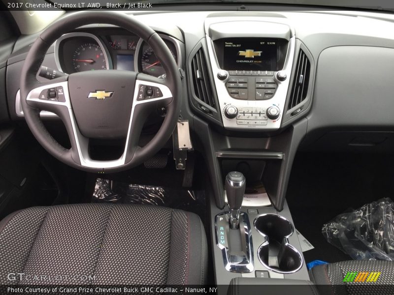 Black / Jet Black 2017 Chevrolet Equinox LT AWD