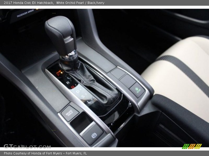 White Orchid Pearl / Black/Ivory 2017 Honda Civic EX Hatchback