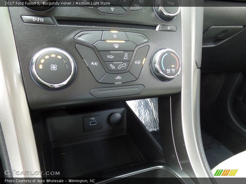 Burgundy Velvet / Medium Light Stone 2017 Ford Fusion S