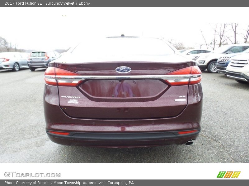 Burgundy Velvet / Ebony 2017 Ford Fusion SE