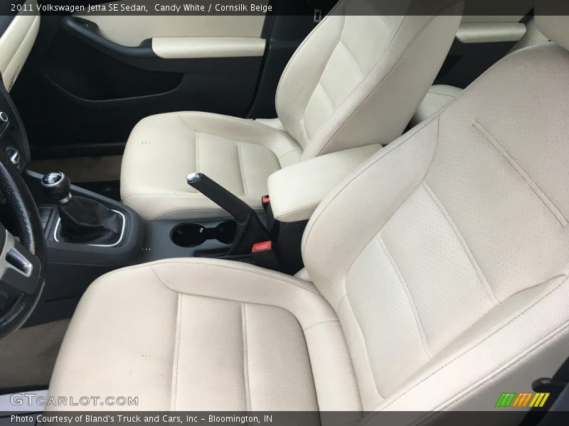 Candy White / Cornsilk Beige 2011 Volkswagen Jetta SE Sedan