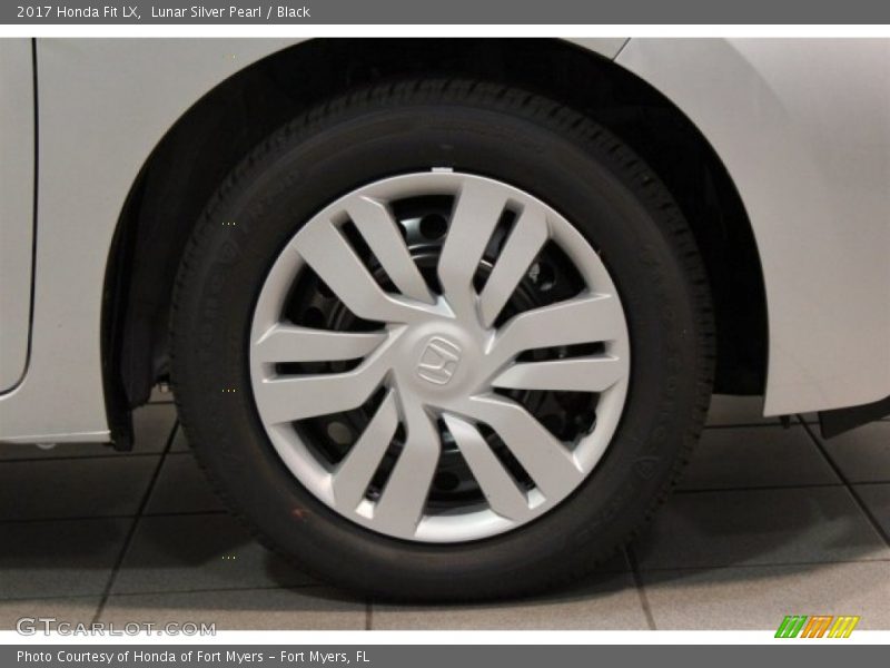 Lunar Silver Pearl / Black 2017 Honda Fit LX