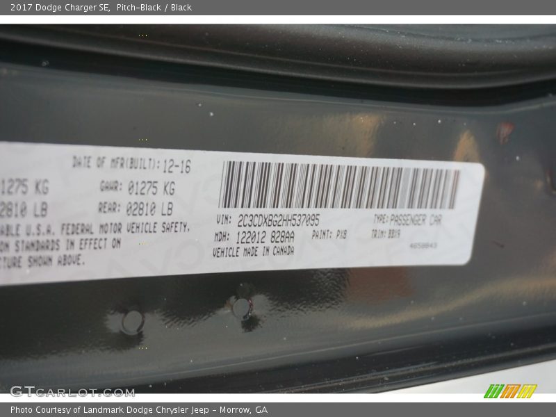 Pitch-Black / Black 2017 Dodge Charger SE