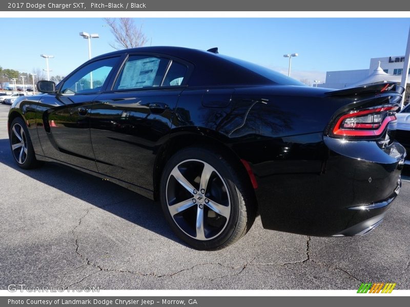 Pitch-Black / Black 2017 Dodge Charger SXT