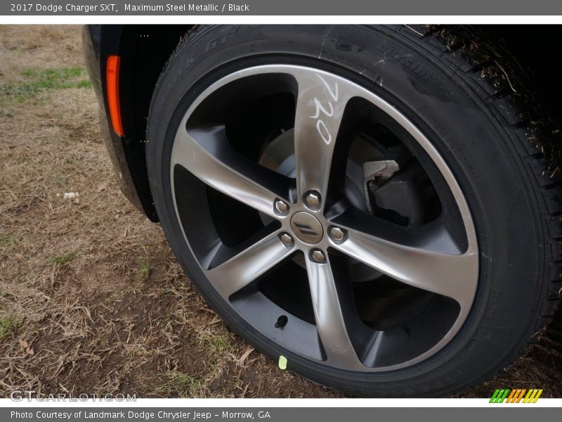 Maximum Steel Metallic / Black 2017 Dodge Charger SXT