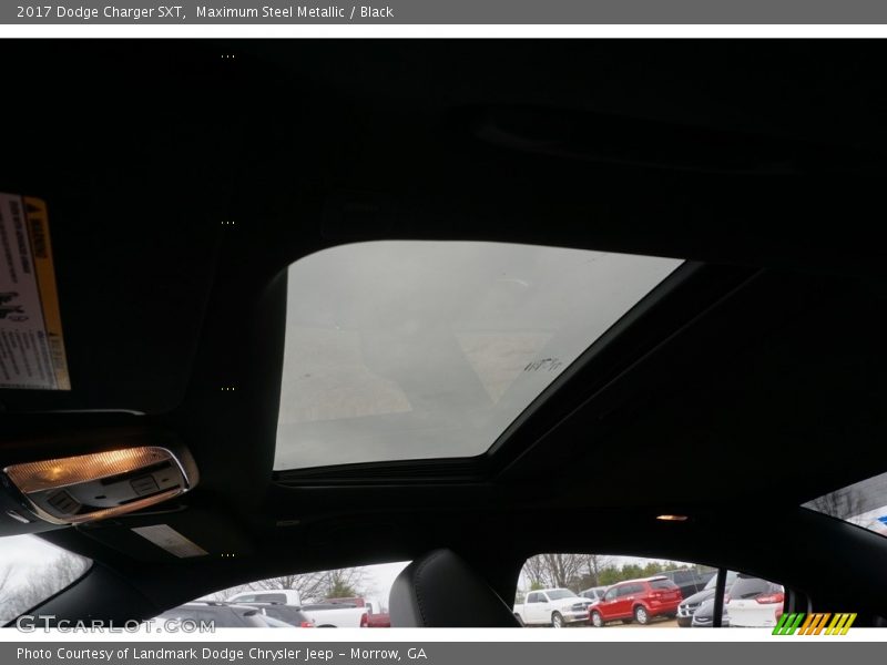 Maximum Steel Metallic / Black 2017 Dodge Charger SXT