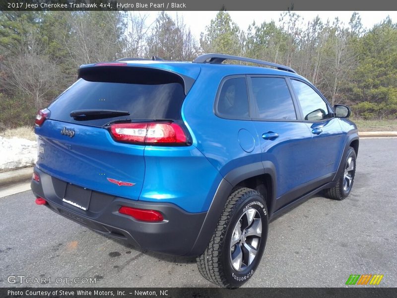 Hydro Blue Pearl / Black 2017 Jeep Cherokee Trailhawk 4x4