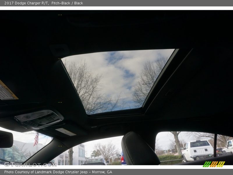 Pitch-Black / Black 2017 Dodge Charger R/T