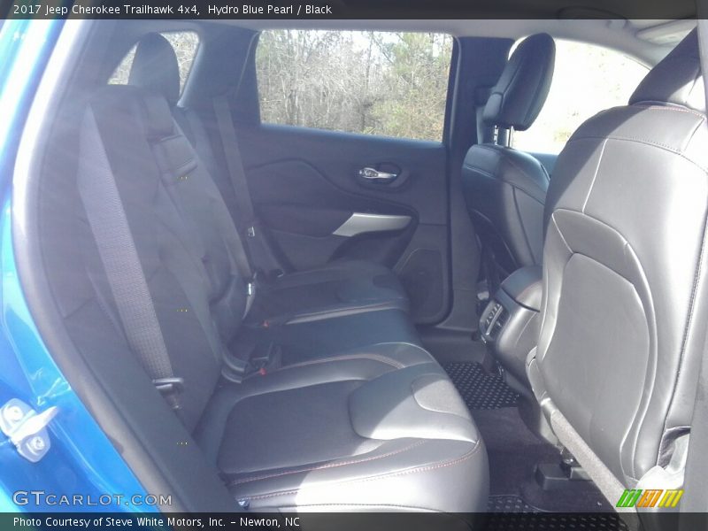 Hydro Blue Pearl / Black 2017 Jeep Cherokee Trailhawk 4x4